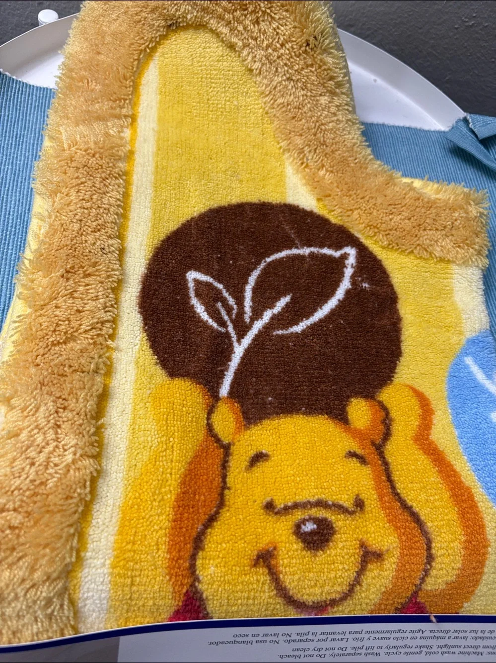 WINNIE THE POOH U-Shape Bath Rug - Yellow